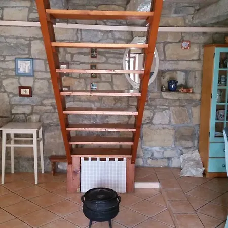 Labor Istrska Hiska Holiday home Marezige