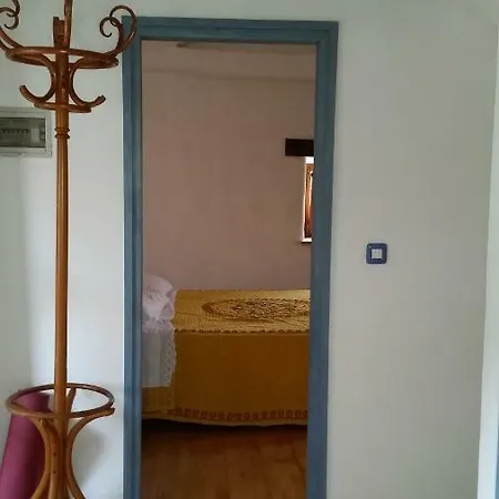 Holiday home Labor Istrska Hiska *